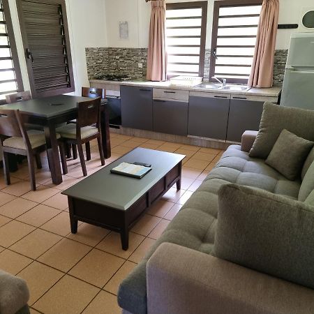 Hotel Oasis De Kiamu Lifou Exteriör bild
