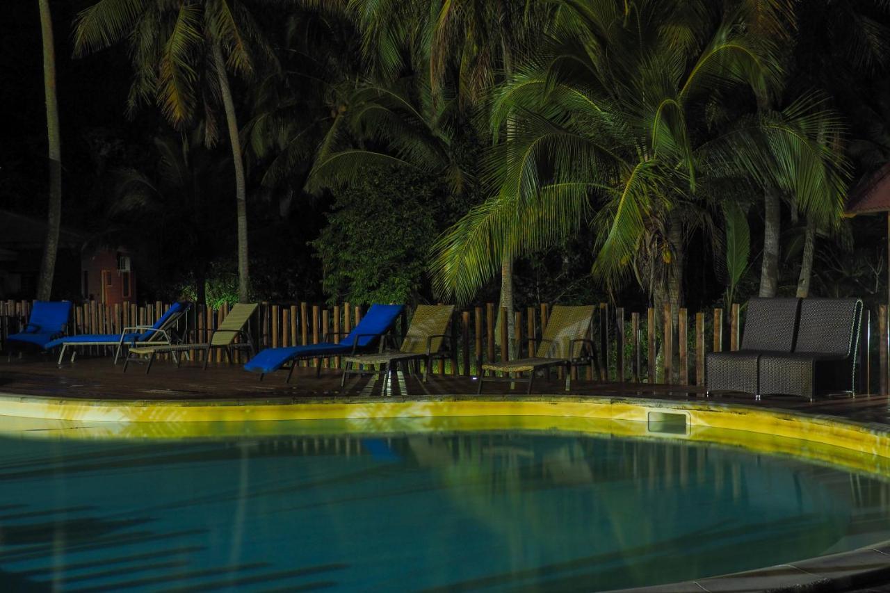 Hotel Oasis De Kiamu Lifou Exteriör bild