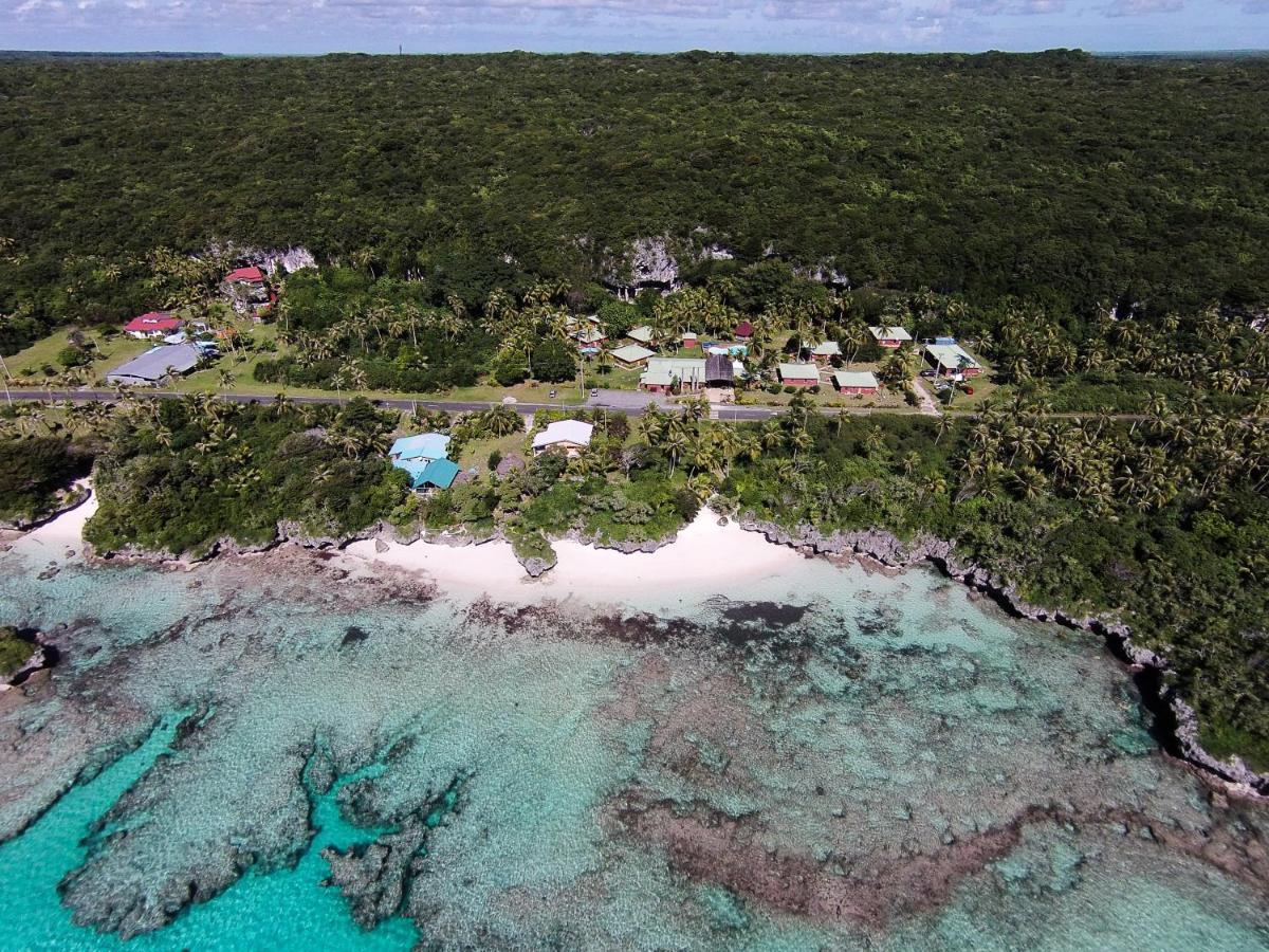 Hotel Oasis De Kiamu Lifou Exteriör bild