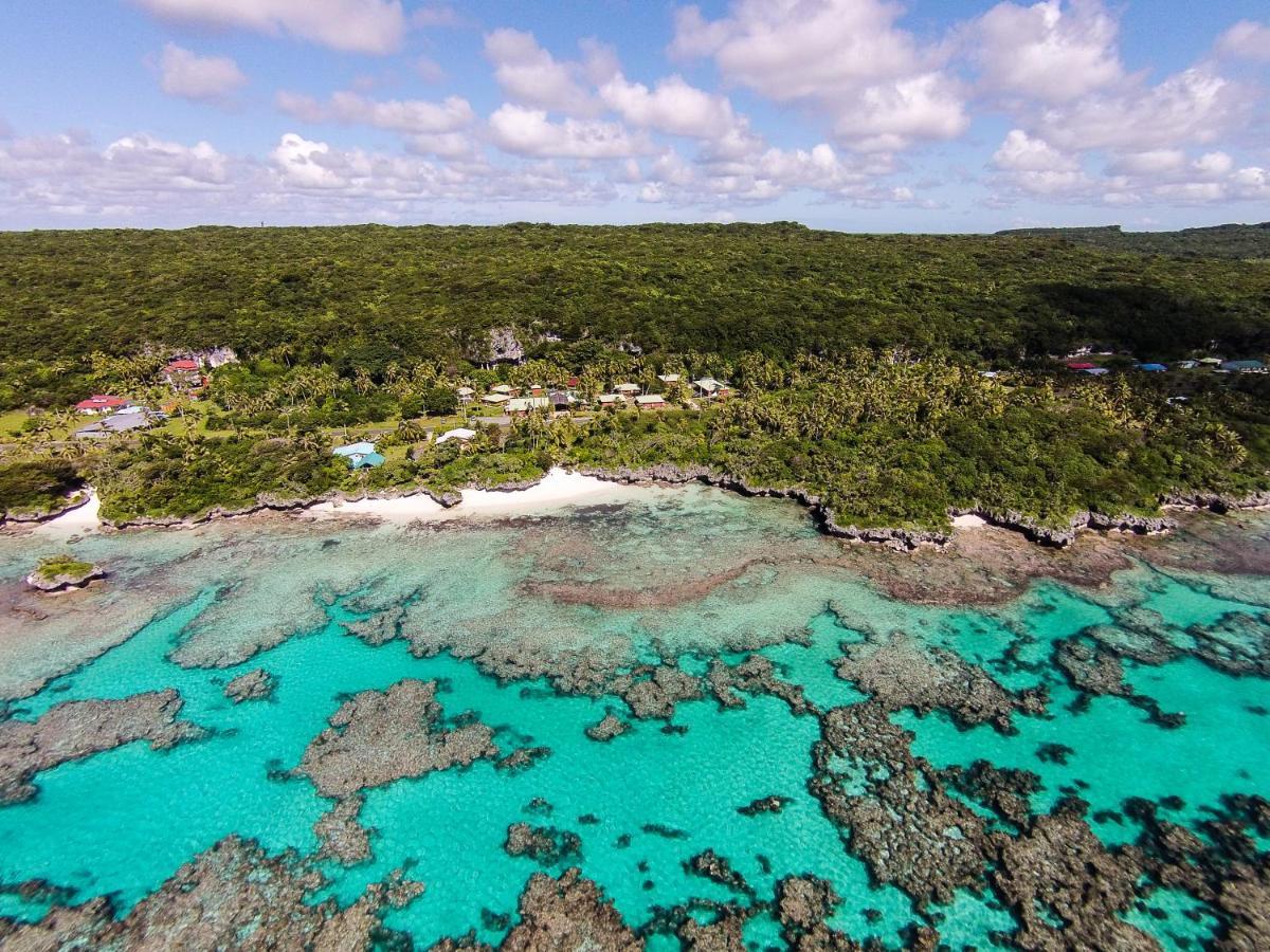 Hotel Oasis De Kiamu Lifou Exteriör bild