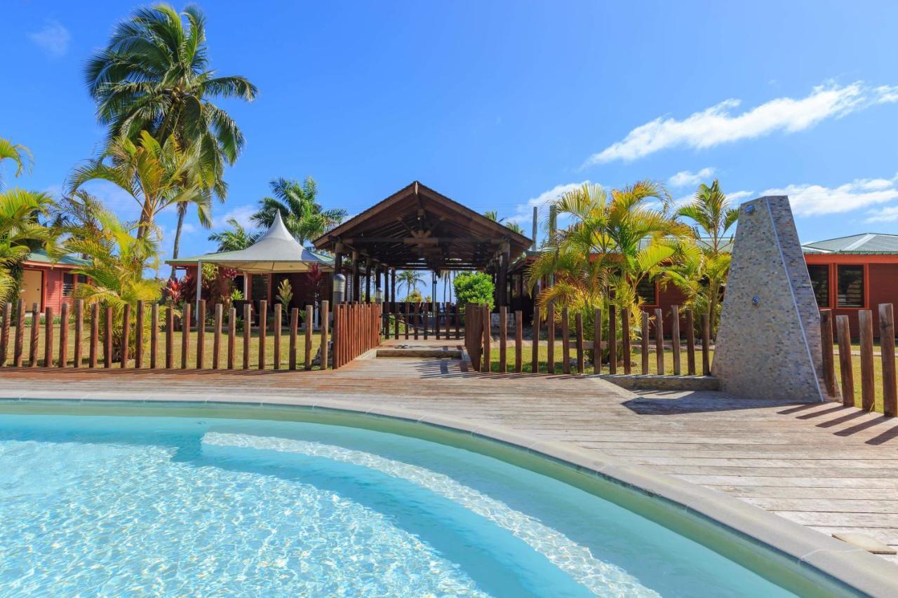 Hotel Oasis De Kiamu Lifou Exteriör bild