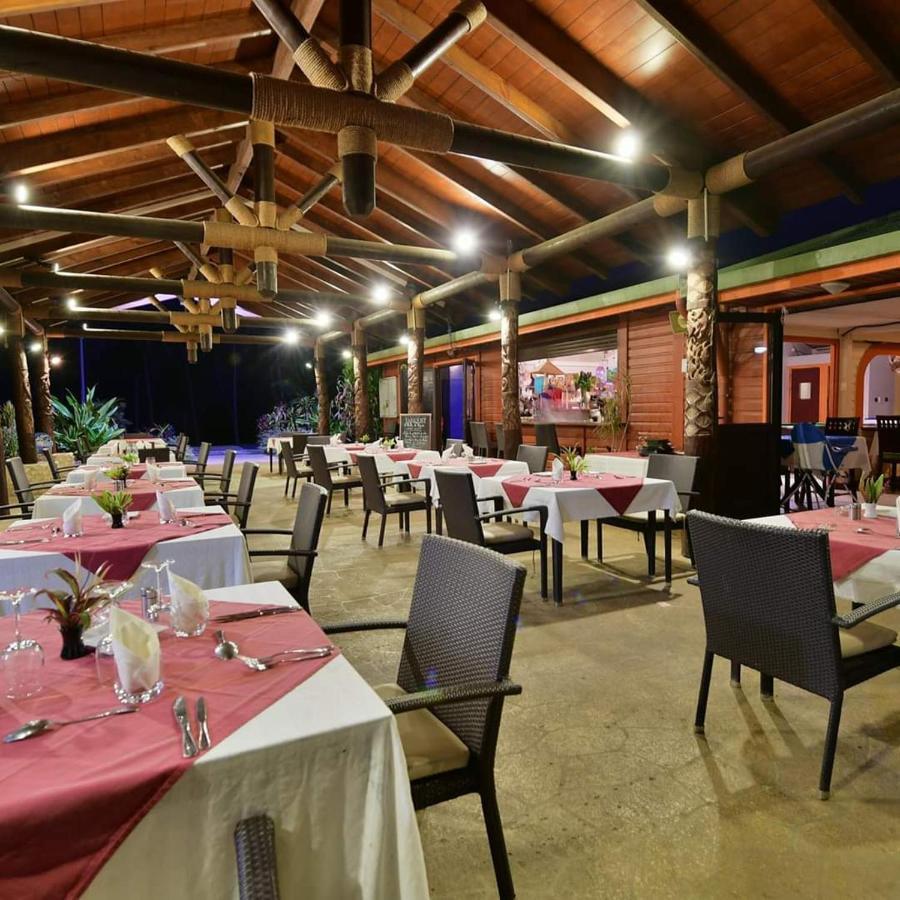 Hotel Oasis De Kiamu Lifou Exteriör bild