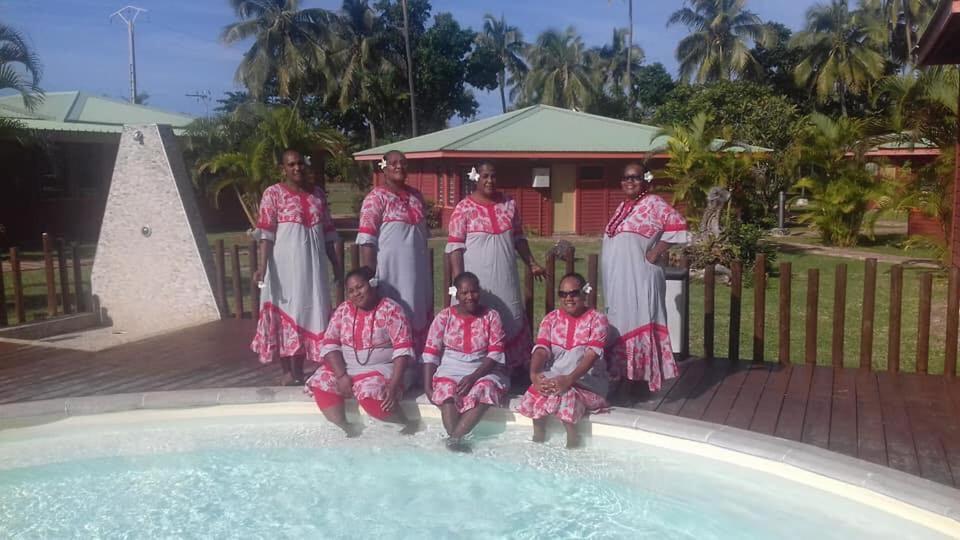 Hotel Oasis De Kiamu Lifou Exteriör bild